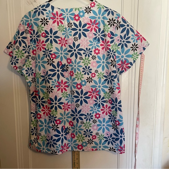 Scrub Studio. Medium - Picture 5 of 7